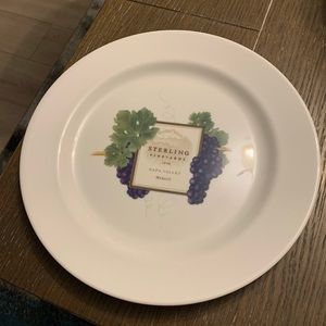 5 Wedgwood Grand Gourmet Vtg. Collection Sterling Vineyards 1998 Dinner Plates